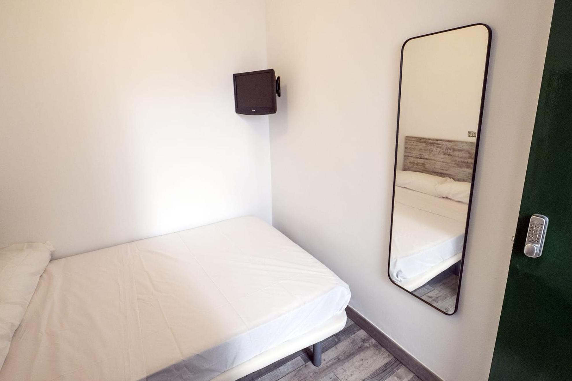 L'Hostalet Guesthouse Pineda de Mar Room photo