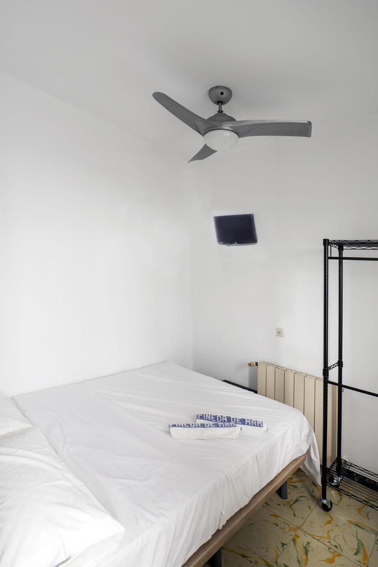 L'Hostalet Guesthouse Pineda de Mar Room photo